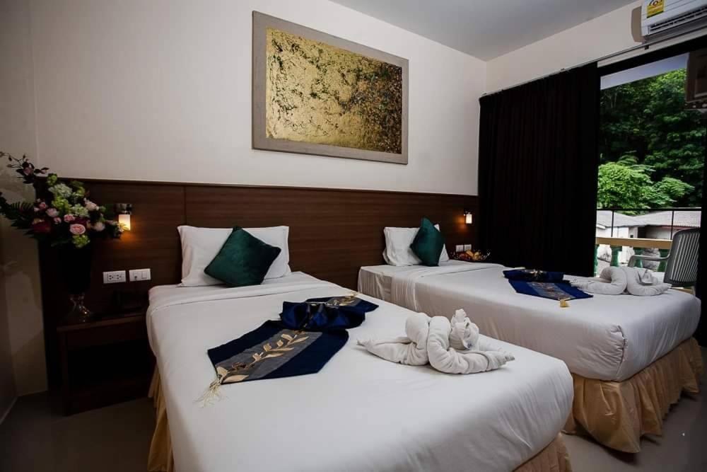 Royal Waves Hotel Patong Экстерьер фото